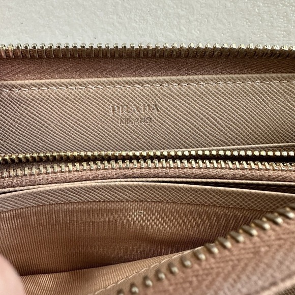 Prada Wallet Saffiano Lux Leather Continental Zip Minimalist Classic Capsule - Picture 8 of 15